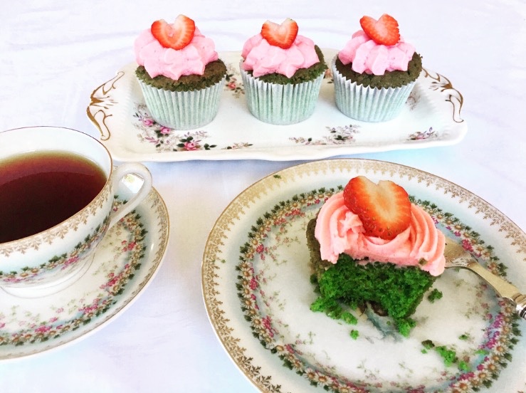 Swanbourne Market — Pistachio and Rose Mother’s Day Cupcakes